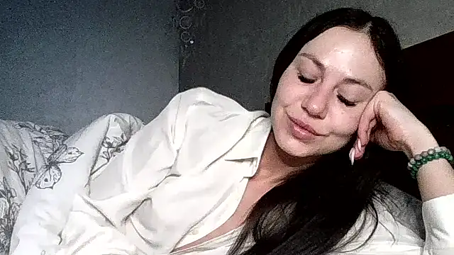 JulianaGold1 online show from 02/20/26, 05:37