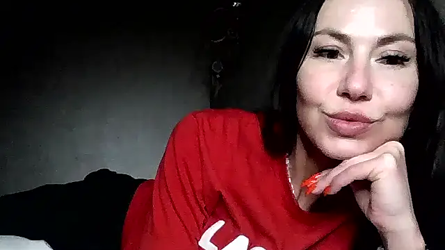 JulianaGold1 online show from 03/16/26, 08:22