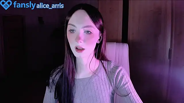 Snapshot of Alice__Aris chatting on 11/28/25, 06:30 Alice Aris online show from 11/28/25, 06:30