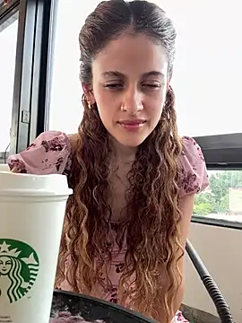 alana15 online show from 03/18/25, 09:43