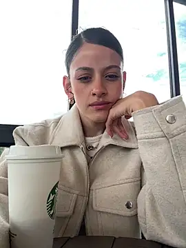 alana15 online show from 12/05/25, 08:17