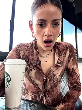 alana15 online show from 01/18/26, 05:05