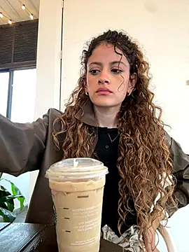 alana15 online show from 11/27/25, 09:26