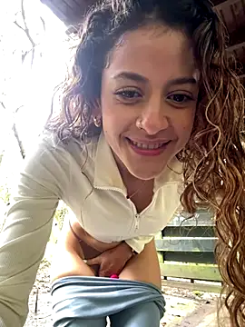 alana15 online show from 11/29/25, 03:23