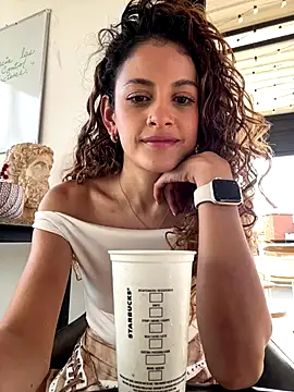 alana15 online show from 11/01/25, 09:41