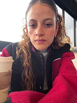 alana15 online show from 03/17/25, 10:08