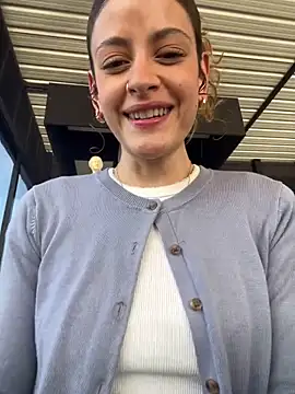 alana15 online show from 10/02/25, 09:18