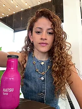 alana15 online show from 01/10/26, 09:21