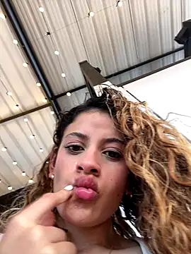 alana15 online show from 11/07/25, 09:52