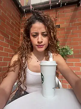 alana15 online show from 04/08/26, 08:54