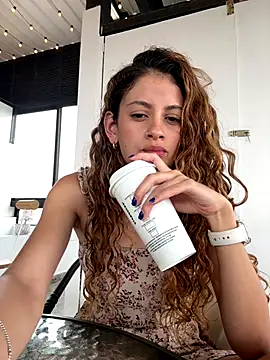 alana15 online show from 09/28/25, 05:20