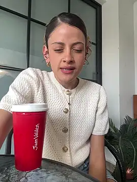 alana15 online show from 10/10/25, 09:59