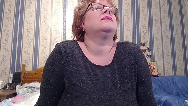 Snapshot of AMARILLIS chatting on 04/04/26, 06:58 AMARILLIS online show from 04/04/26, 06:58