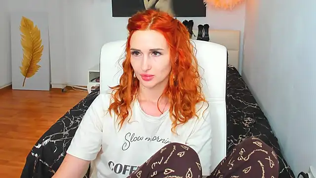 Snapshot of Red_Fairy_ chatting on 06/18/26, 06:23 Red Fairy online show from 06/18/26, 06:23