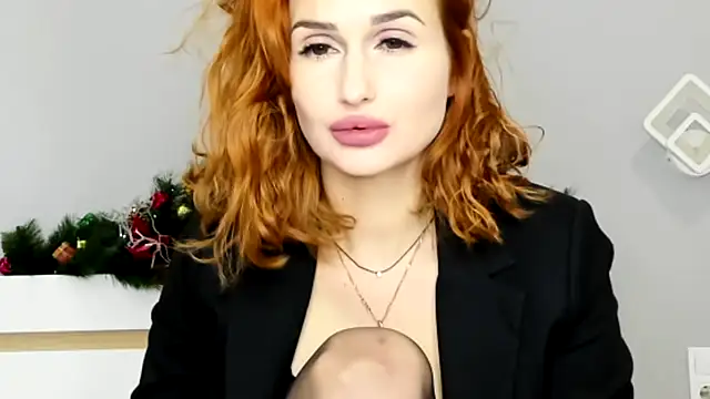 Red Fairy  online show from 01/03/25, 01:46