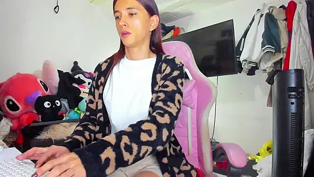 Lawrncesofiets online show from 11/02/25, 04:23