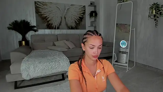 Snapshot of TiffanyHouston_ chatting on 08/04/26, 06:07 TiffanyHouston online show from 08/04/26, 06:07