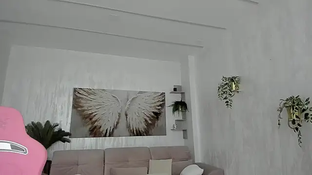 TiffanyHouston  online show from 01/11/26, 08:32