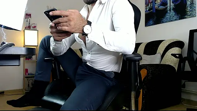 Snapshot of marioslim chatting on 06/25/26, 06:18 marioslim online show from 06/25/26, 06:18
