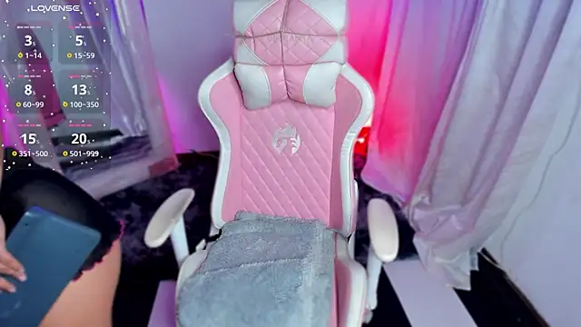 jenndy lockhart online show from 11/06/25, 02:37