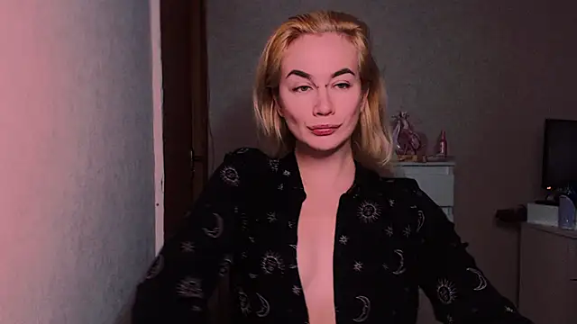 xxxcharismaaa online show from 10/07/25, 07:42