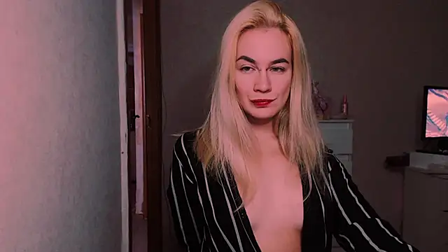 xxxcharismaaa online show from 10/10/25, 08:20