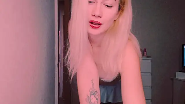 xxxcharismaaa online show from 10/29/25, 06:56