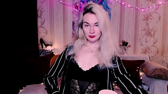 xxxcharismaaa online show from 04/21/26, 04:13