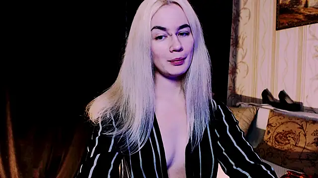 xxxcharismaaa online show from 11/25/25, 08:53