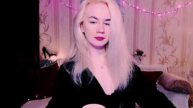 xxxcharismaaa online show from 04/24/26, 04:25