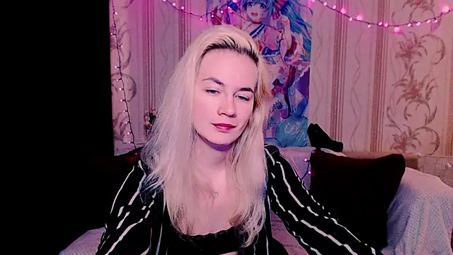 xxxcharismaaa online show from 06/03/26, 08:15