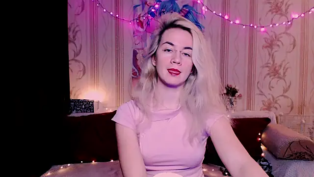 xxxcharismaaa online show from 04/12/26, 05:49