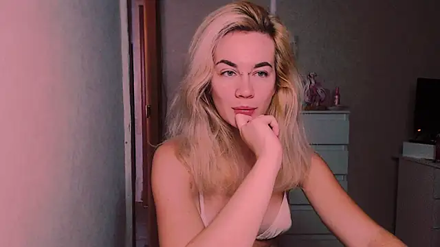 xxxcharismaaa online show from 11/06/25, 07:56