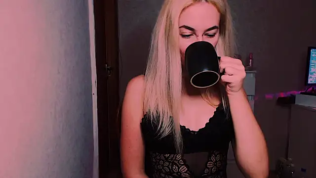 xxxcharismaaa online show from 10/21/25, 07:13