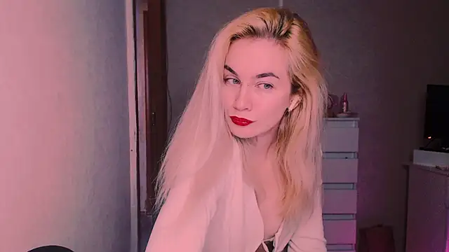 xxxcharismaaa online show from 11/01/25, 07:02