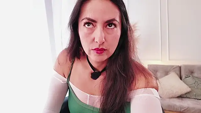 Snapshot of valcamtina chatting on 09/22/25, 07:53 valcamtina online show from 09/22/25, 07:53