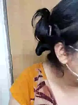 Sneha angelic online show from 04/15/26, 07:18