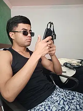 pinedasex777 online show from 11/09/25, 12:42