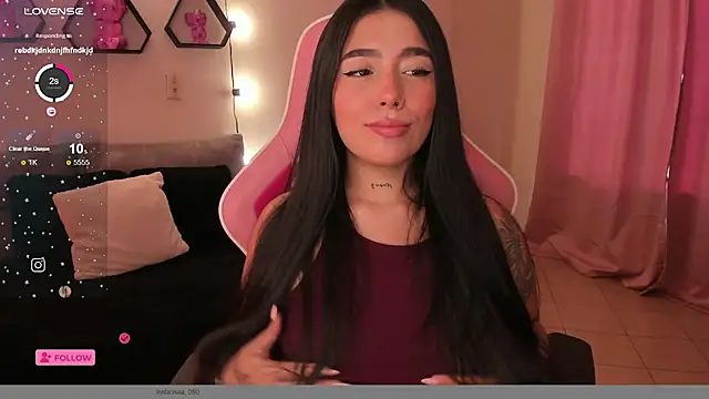 Snapshot of shantall_vidales_ chatting on 01/29/25, 02:21 shantall vidales online show from 01/29/25, 02:21