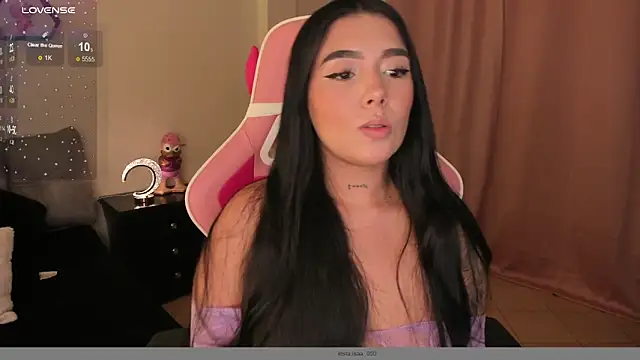 Snapshot of shantall_vidales_ chatting on 01/08/25, 06:09 shantall vidales online show from 01/08/25, 06:09