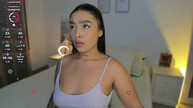 Snapshot of shantall_vidales_ chatting on 06/17/26, 06:13 shantall vidales online show from 06/17/26, 06:13