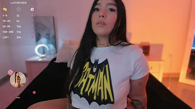 shantall vidales  online show from 02/22/26, 09:05