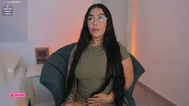 shantall vidales  online show from 05/31/26, 10:32