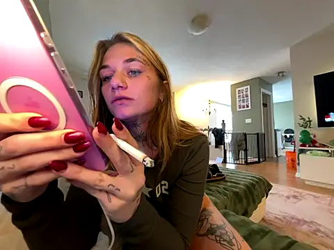 chloetease online show from 11/28/25, 05:35