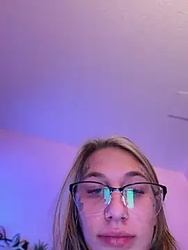 chloetease online show from 03/29/26, 04:14