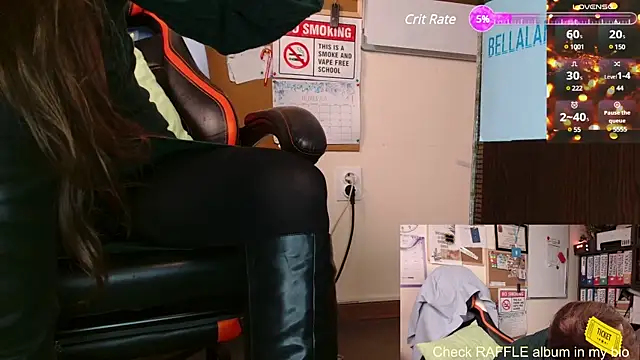 Snapshot of LanaSix chatting on 02/05/25, 05:20 LanaSix online show from 02/05/25, 05:20