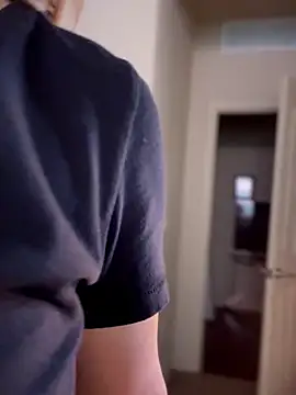 Snapshot of MaiseKnox chatting on 03/28/26, 06:53 MaiseKnox online show from 03/28/26, 06:53