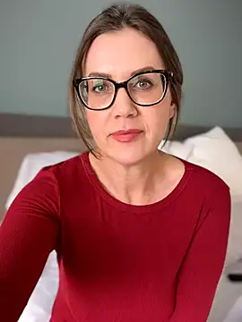 MaiseKnox online show from 05/12/26, 04:46