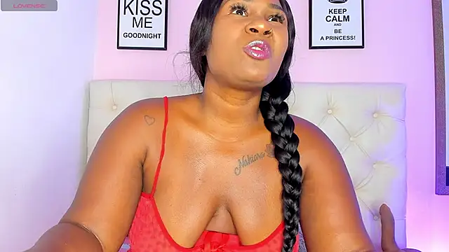 WhitneyWells online show from 10/24/25, 04:33