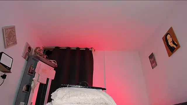 angiebutt online show from 04/27/26, 11:47